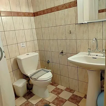 Hotel Irini's